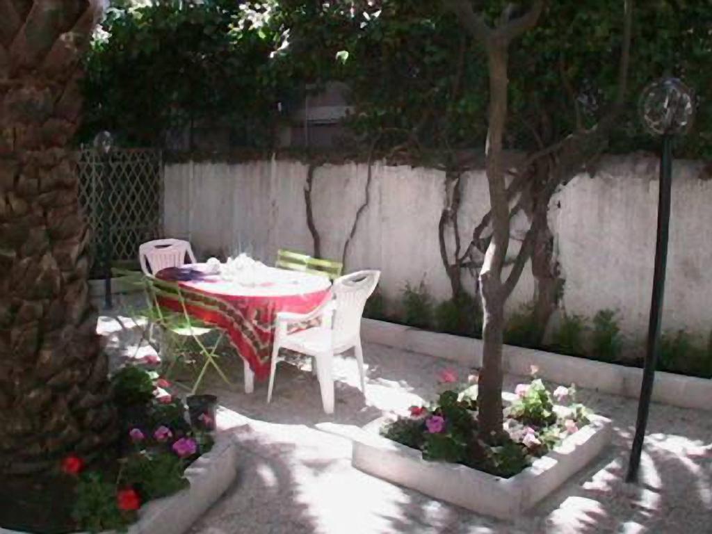 Casa Totti Bed & Breakfast Rome Exterior photo